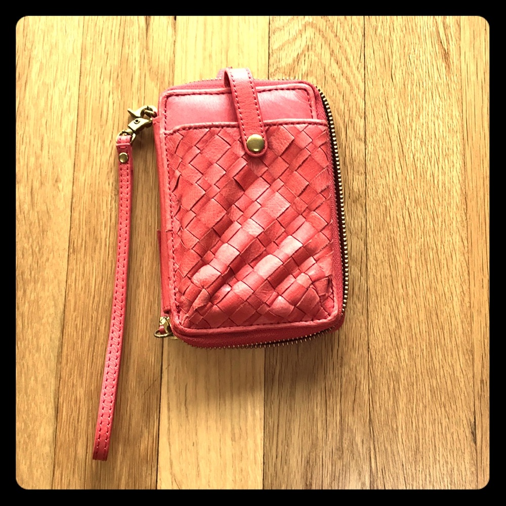Wristlet